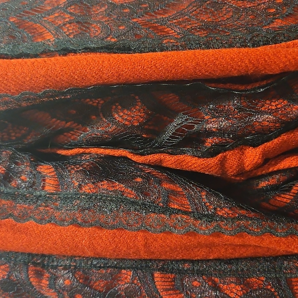Scarf - Picture 7 of 8